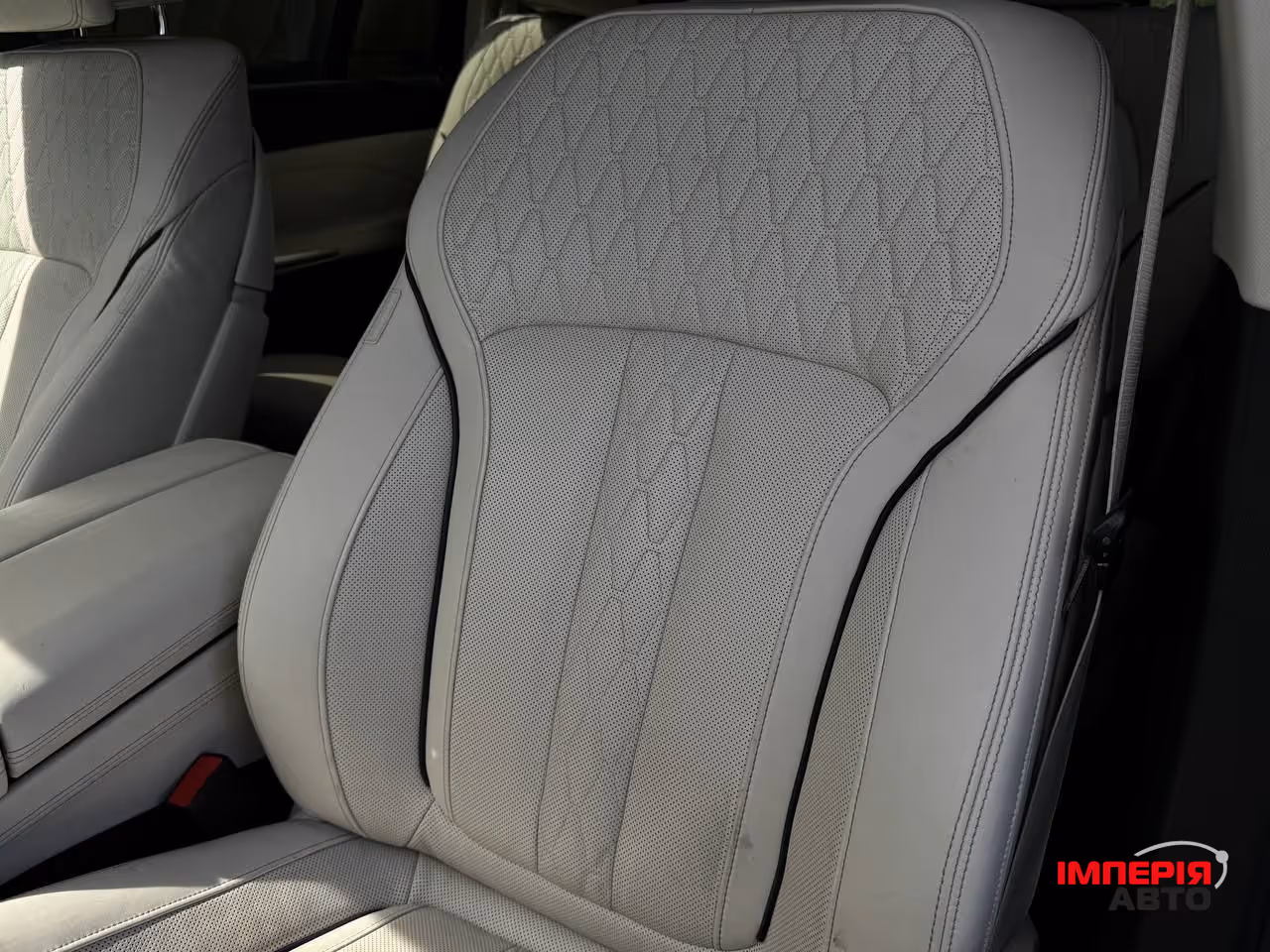 BMW X7 - фото 50