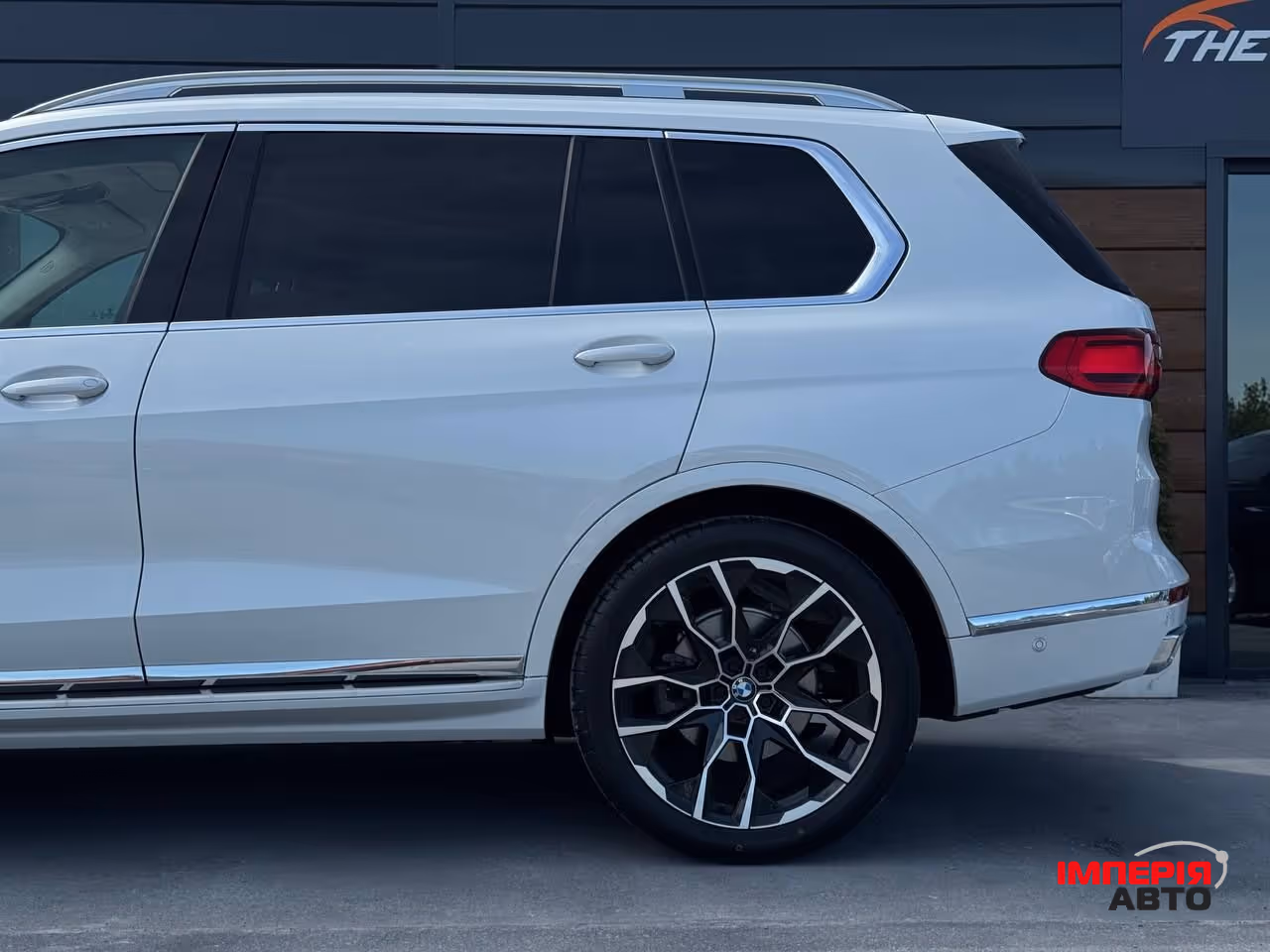BMW X7 - фото 23