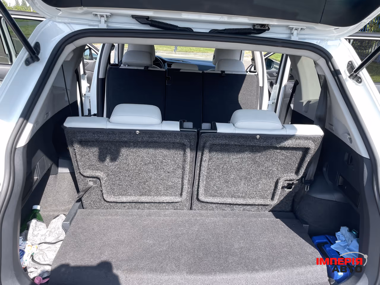 Volkswagen Tiguan - фото 6