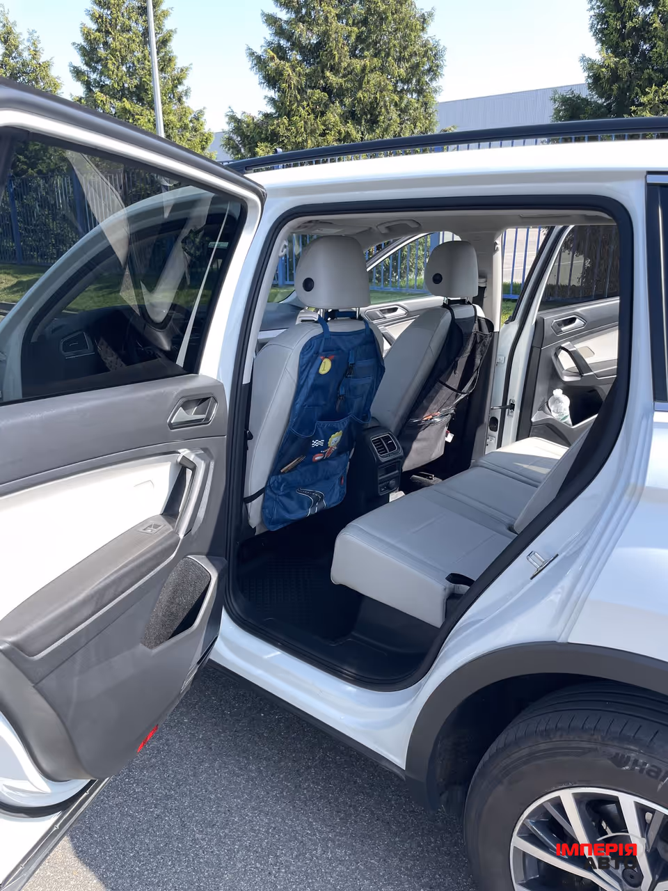 Volkswagen Tiguan - фото 14