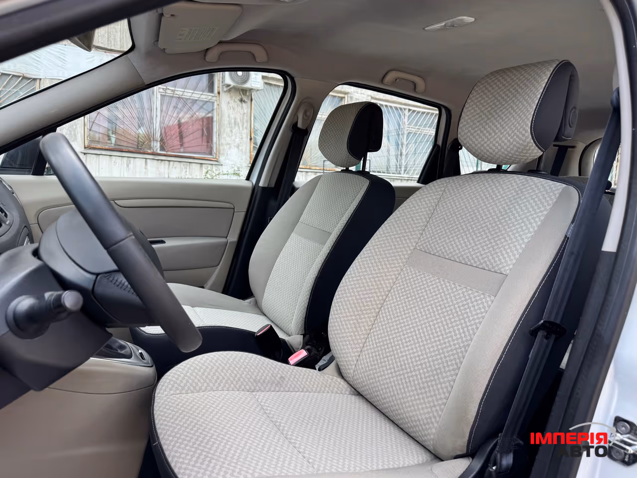 Renault Scenic - фото 16