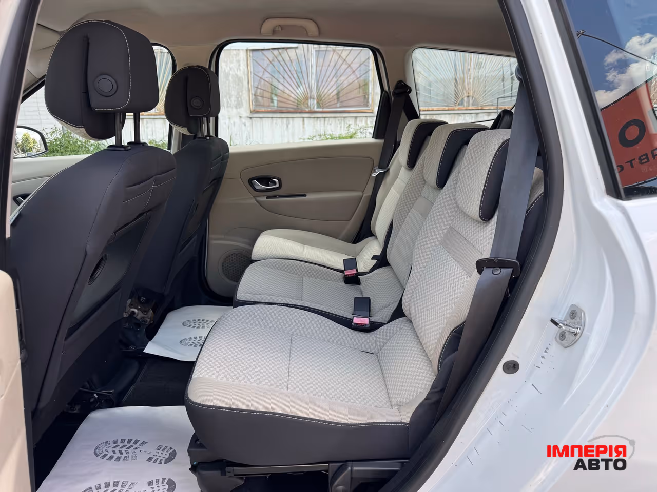 Renault Scenic - фото 29
