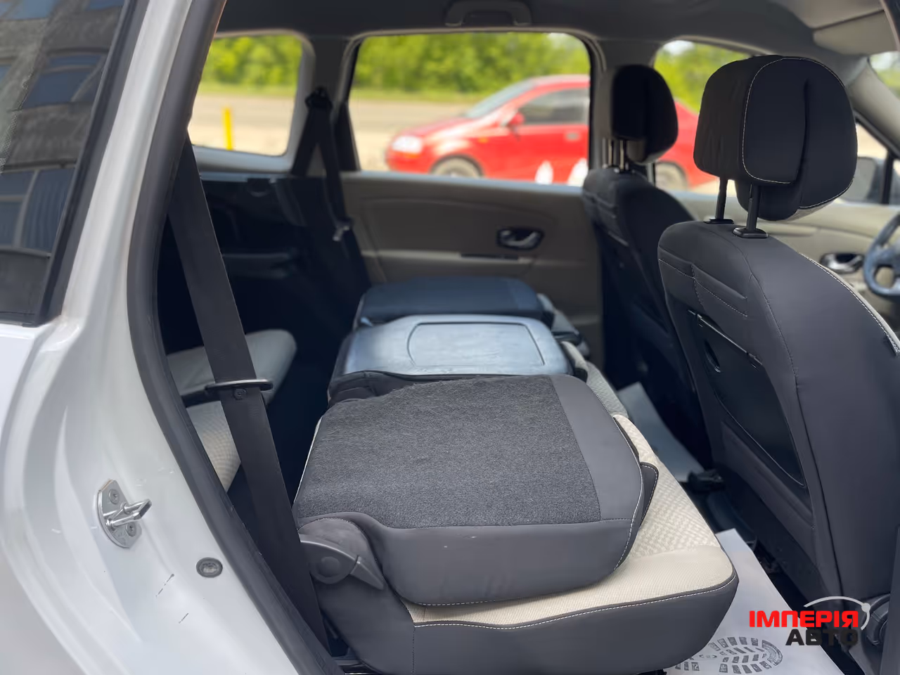 Renault Scenic - фото 39