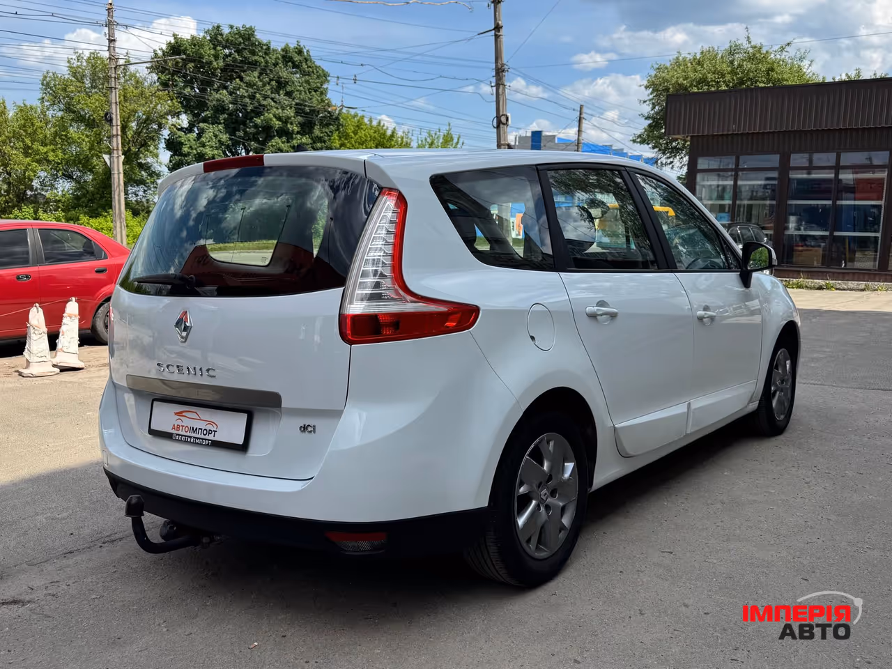 Renault Scenic - фото 7