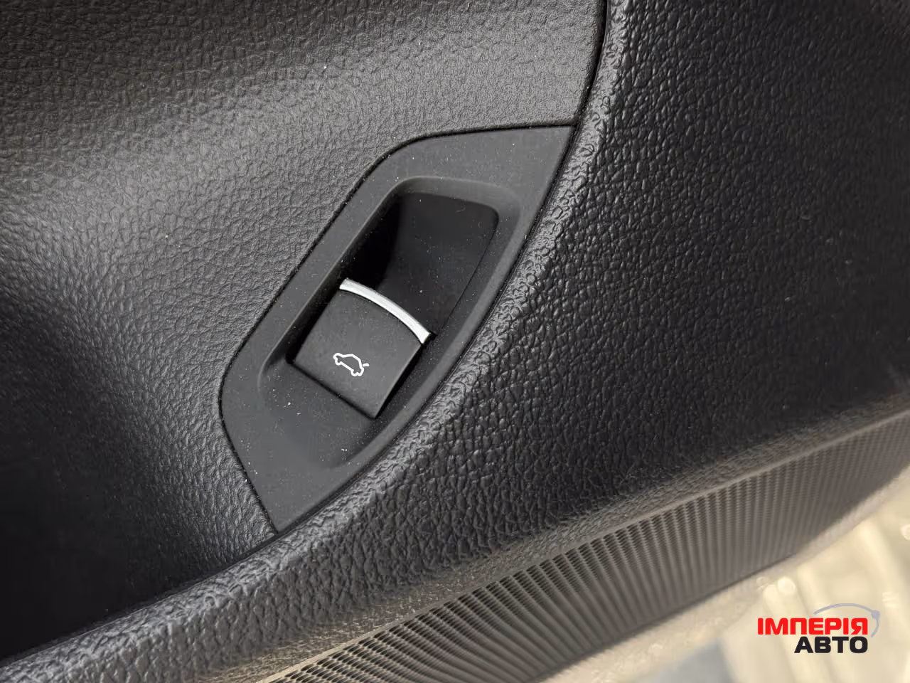 Volkswagen Passat - фото 23