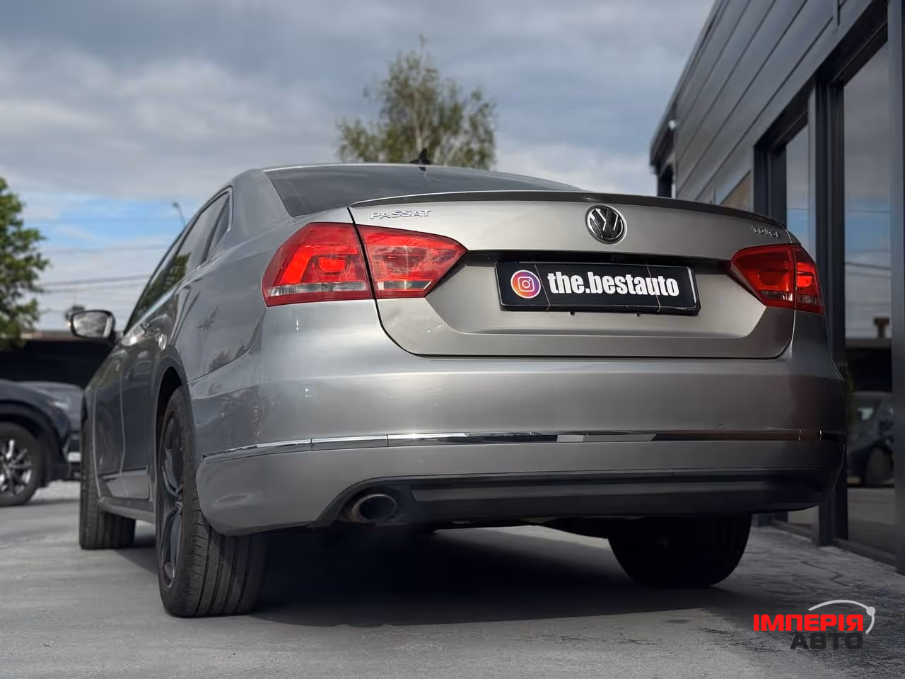 Volkswagen Passat - фото 7