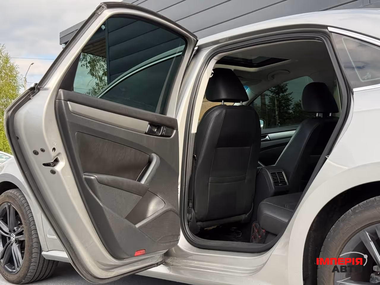 Volkswagen Passat - фото 38