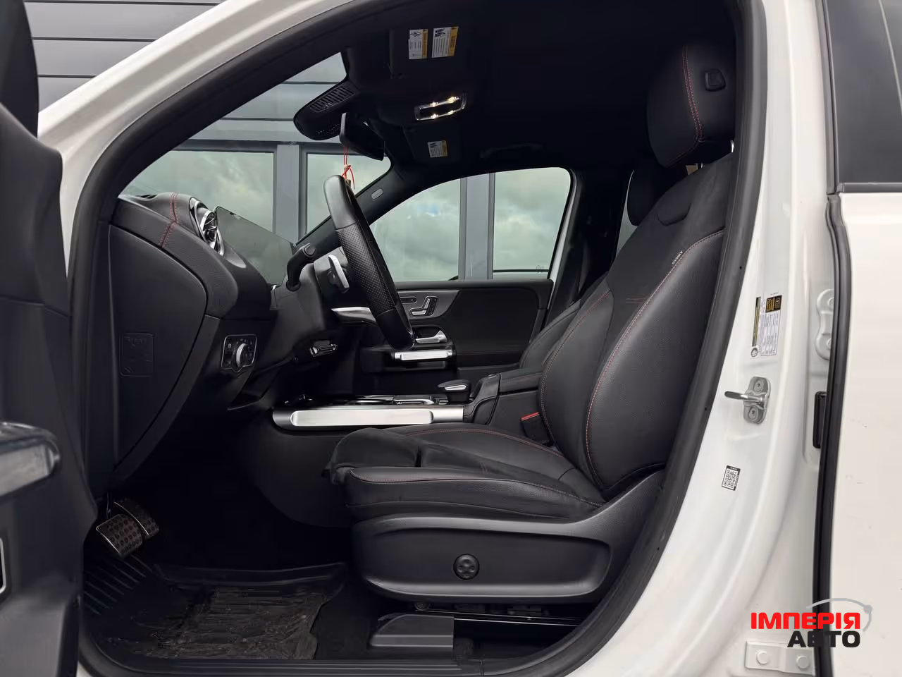 Mercedes-Benz EQB - фото 23