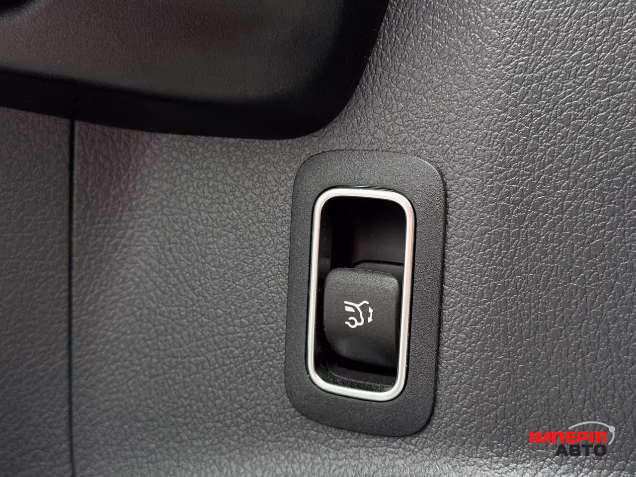 Mercedes-Benz EQB - фото 18