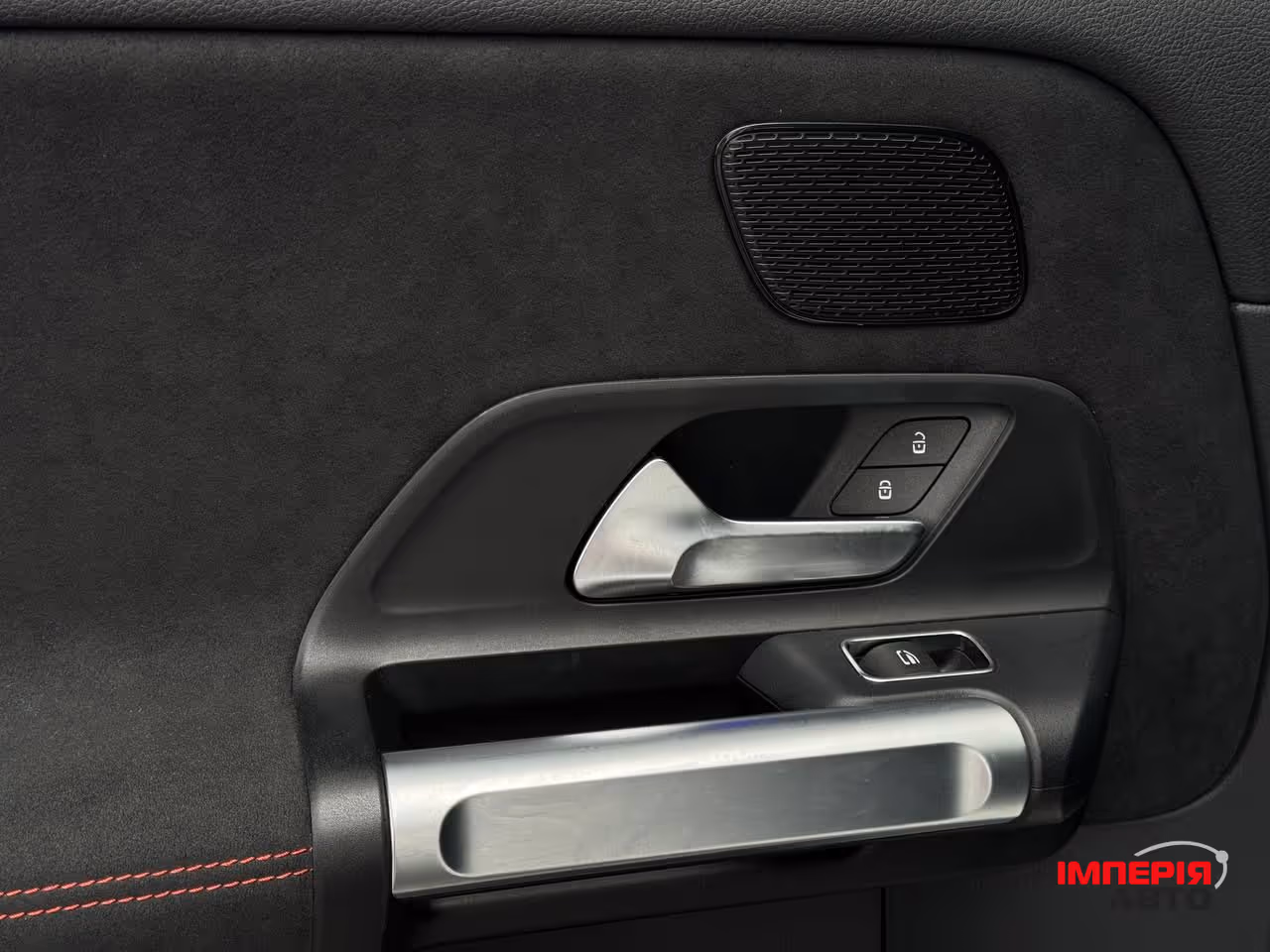 Mercedes-Benz EQB - фото 45