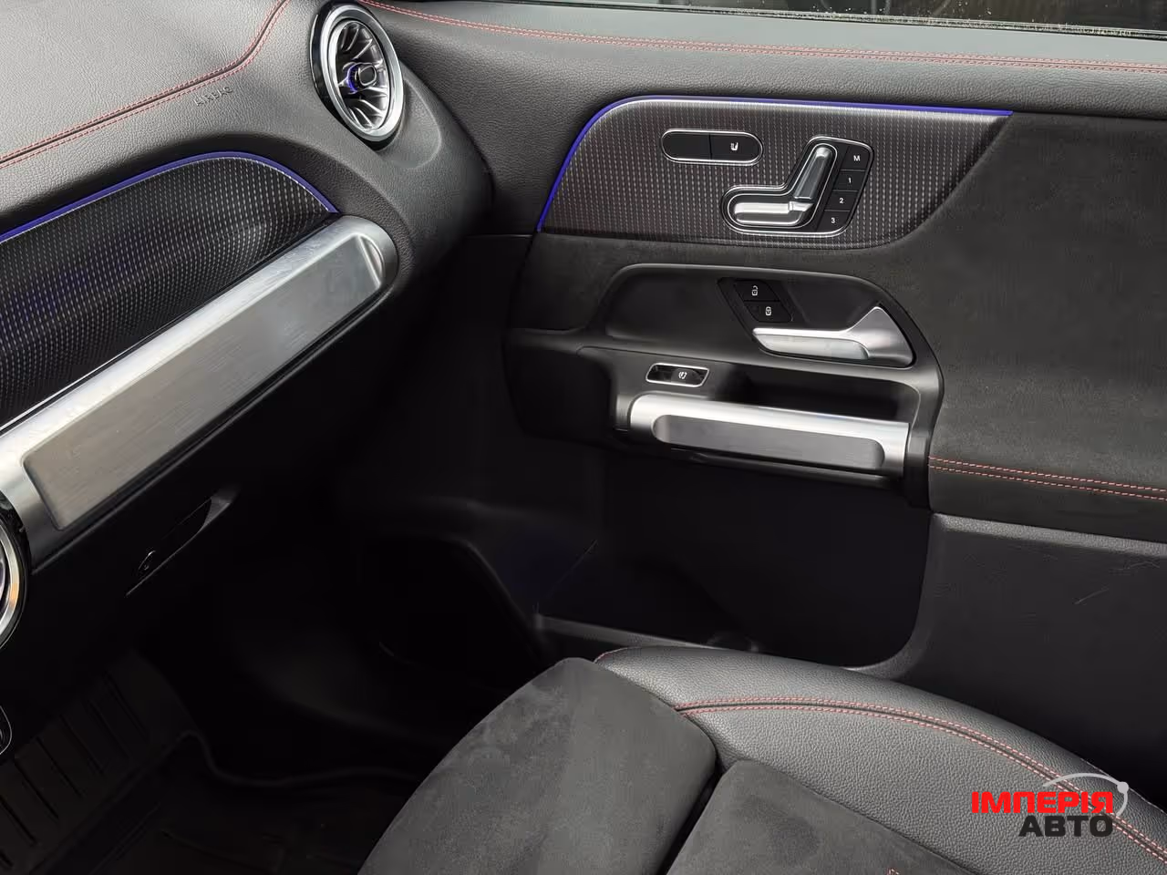 Mercedes-Benz EQB - фото 30