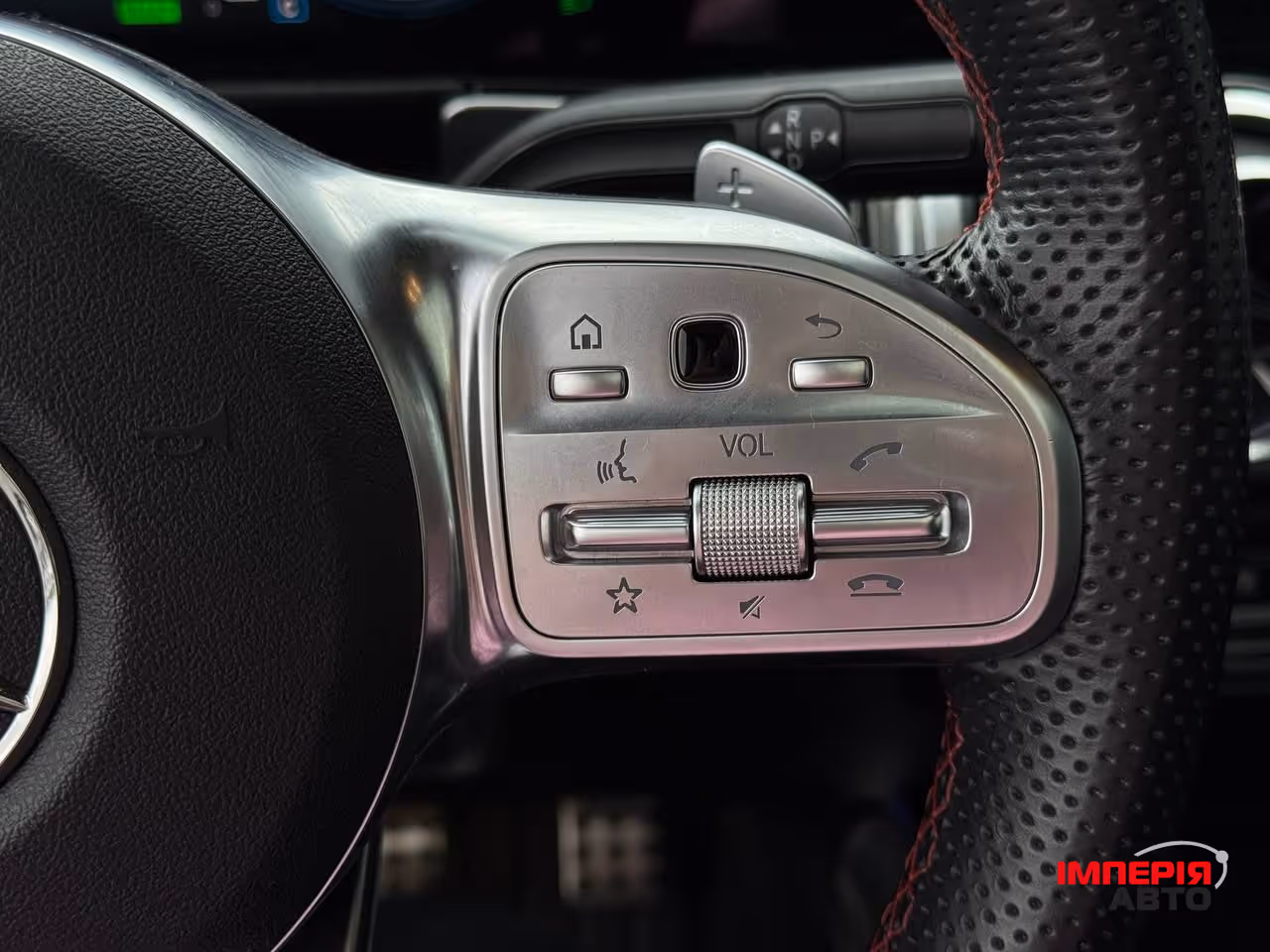 Mercedes-Benz EQB - фото 34