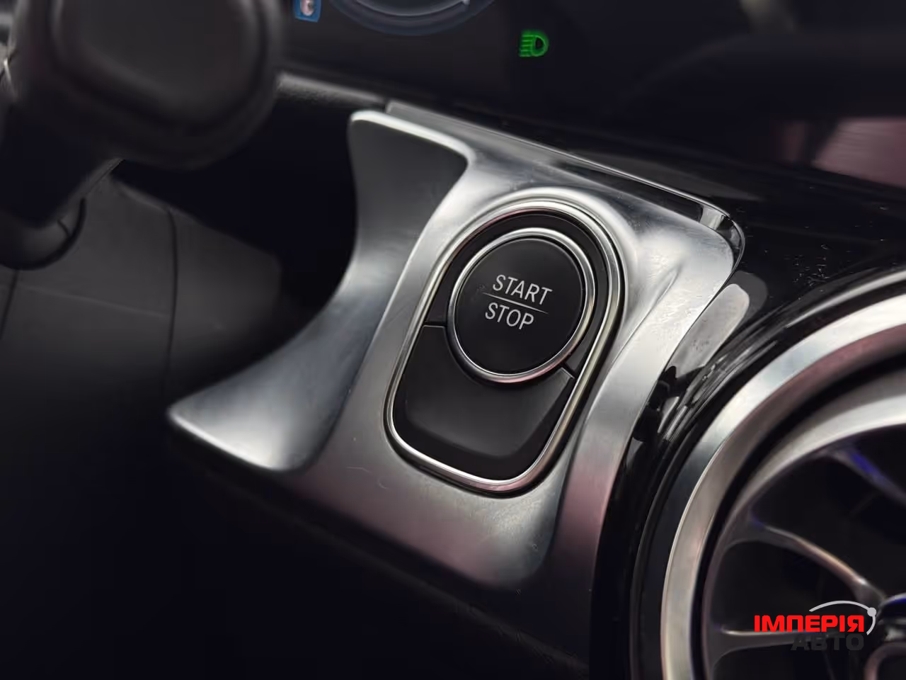 Mercedes-Benz EQB - фото 40