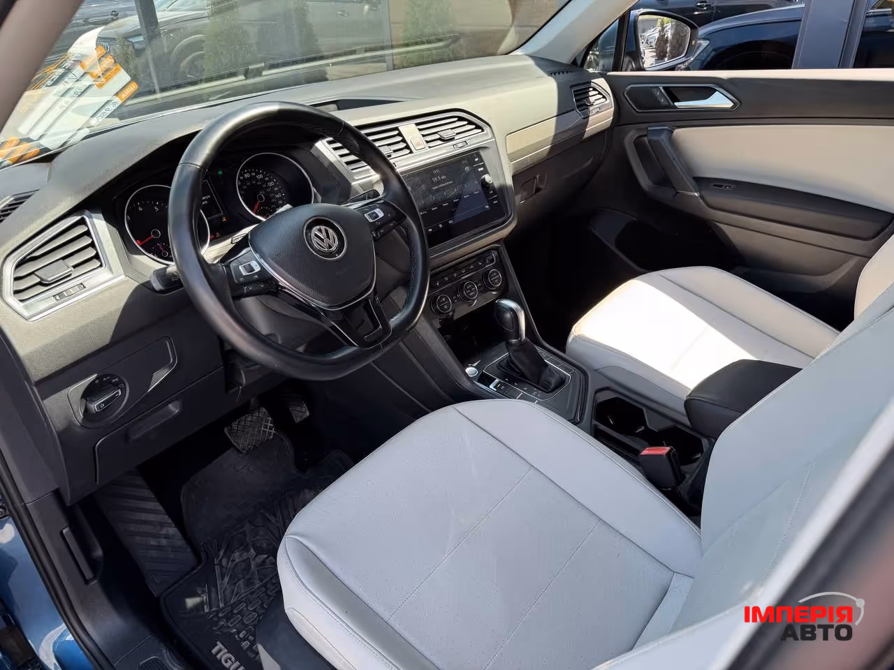 Volkswagen Tiguan - фото 30