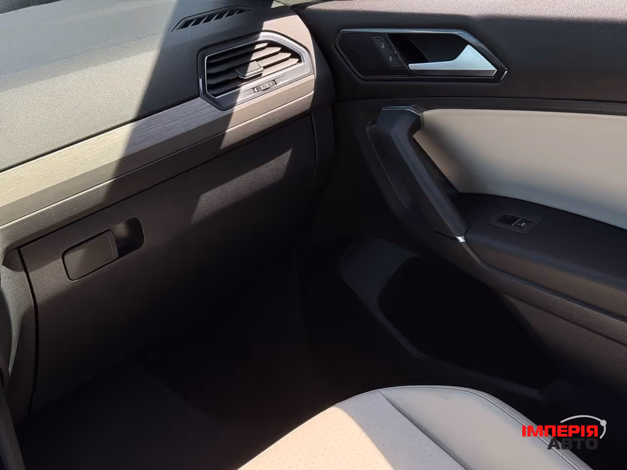 Volkswagen Tiguan - фото 51