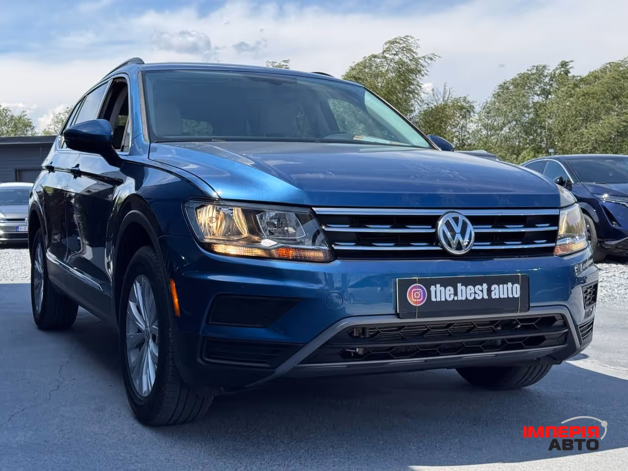 Volkswagen Tiguan - фото 10