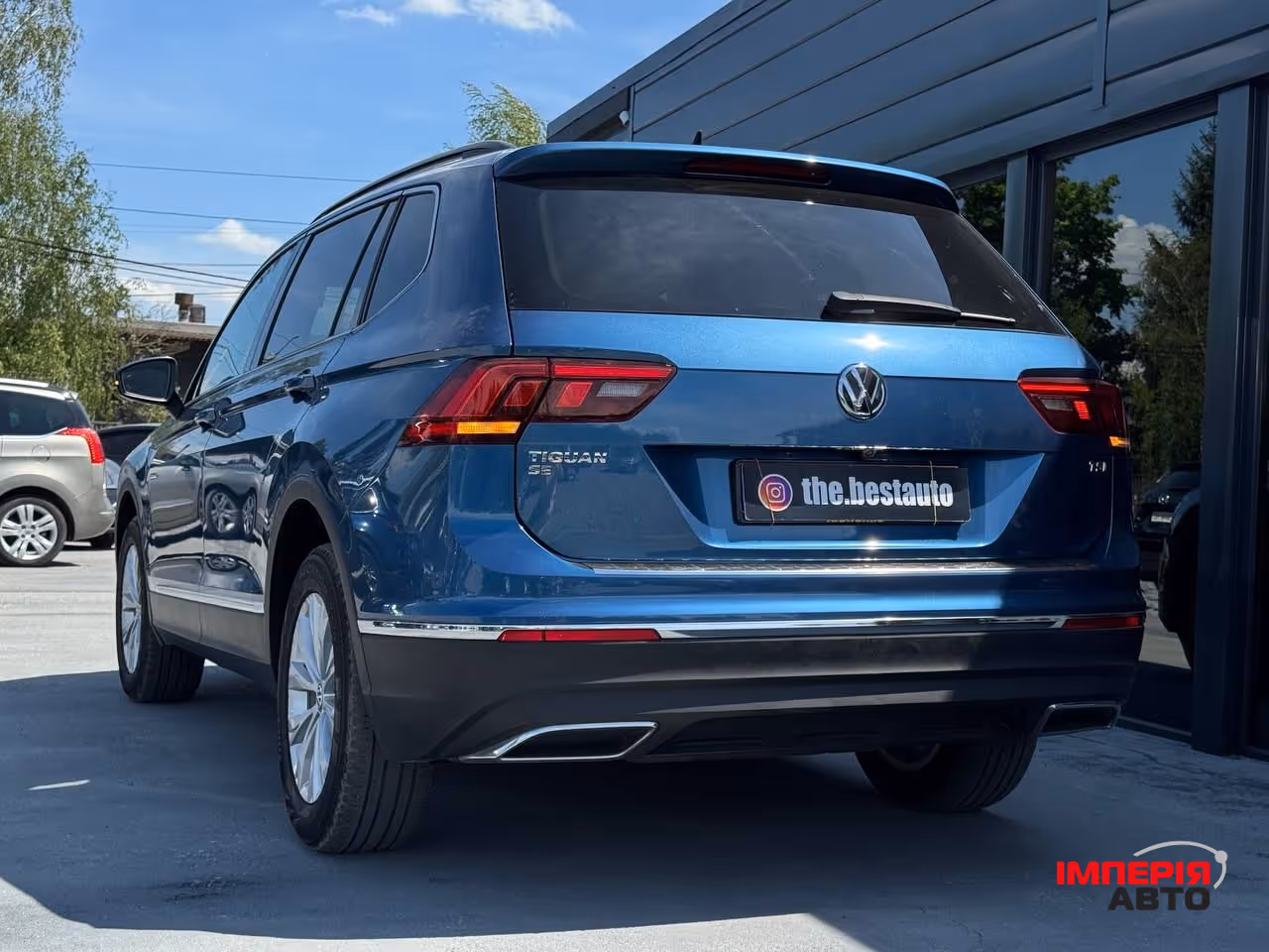 Volkswagen Tiguan - фото 14