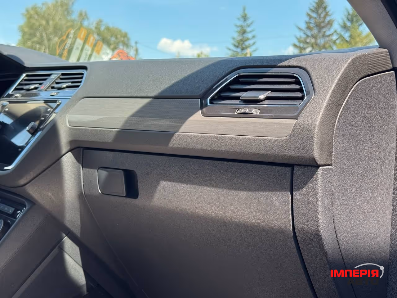 Volkswagen Tiguan - фото 67