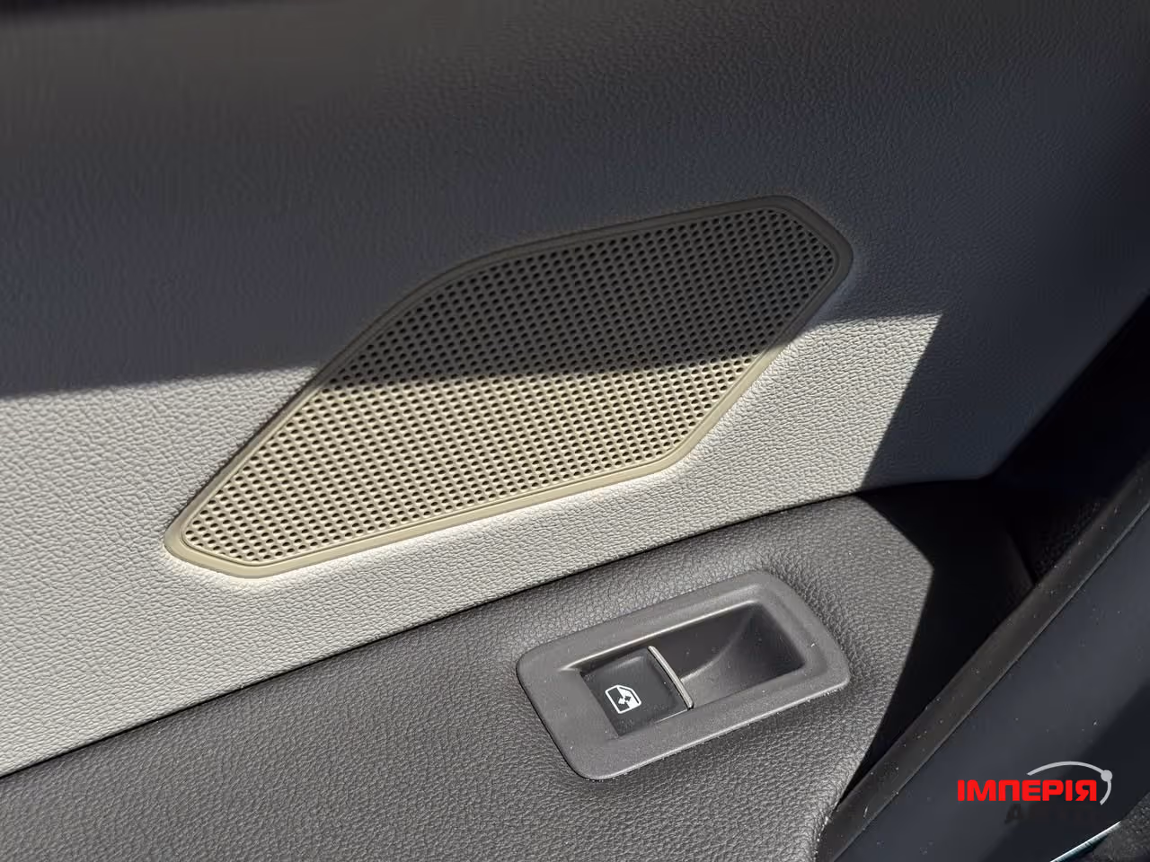 Volkswagen Tiguan - фото 43