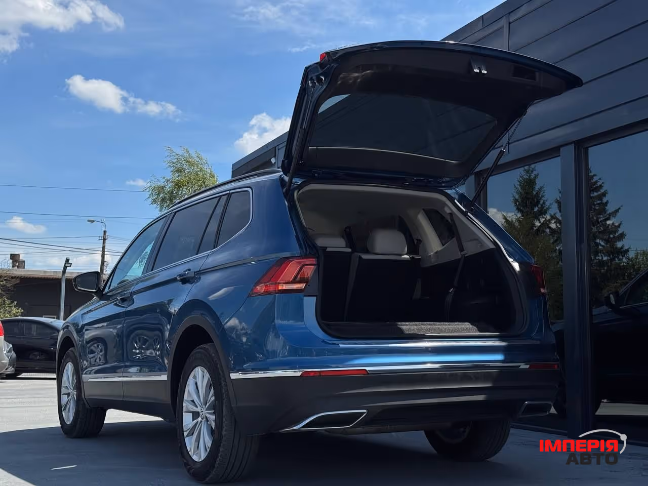 Volkswagen Tiguan - фото 19