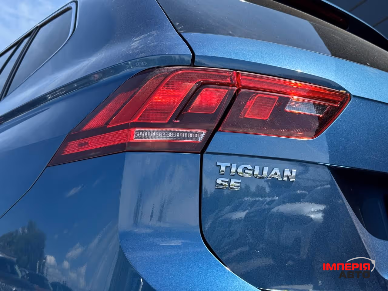 Volkswagen Tiguan - фото 9