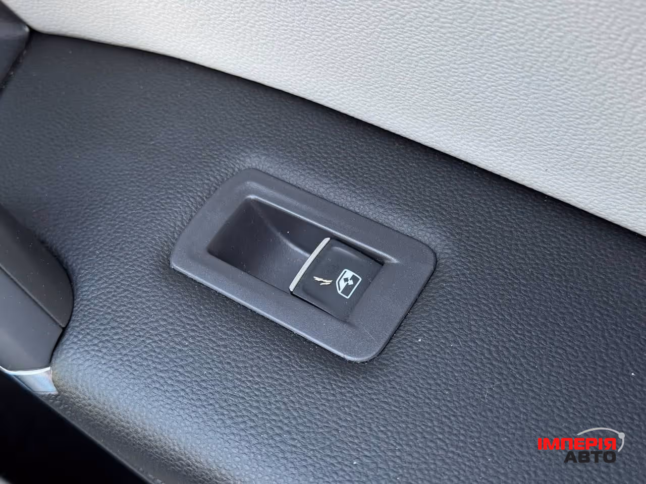 Volkswagen Tiguan - фото 62