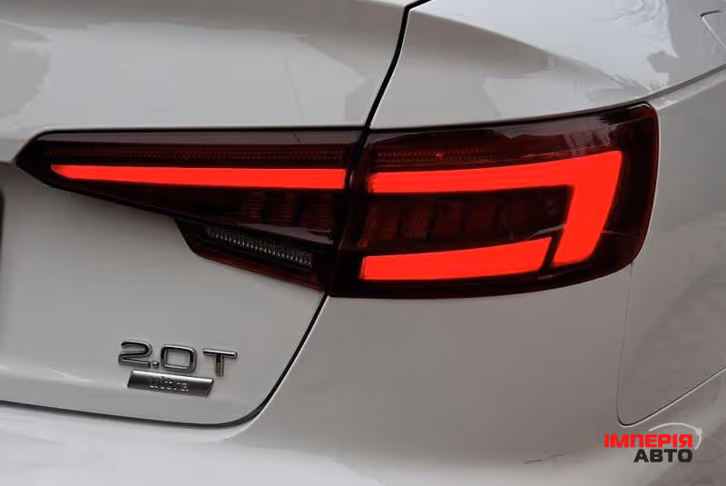 Audi A4 - фото 7
