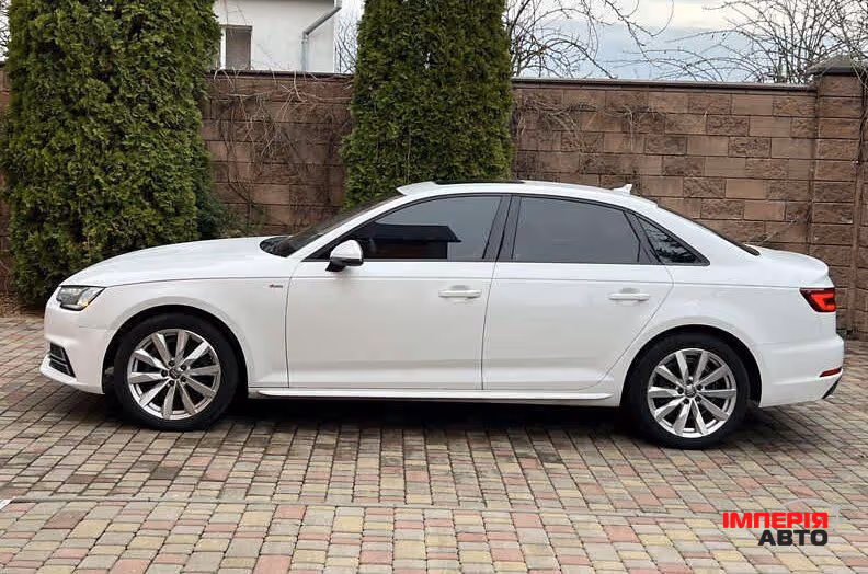Audi A4 - фото 6