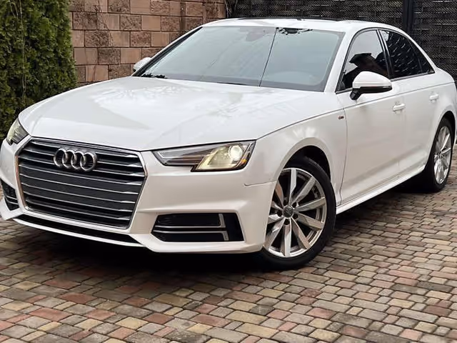 Audi A4 - фото 1