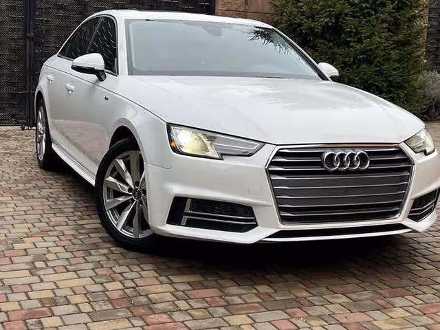Audi A4 - фото 4