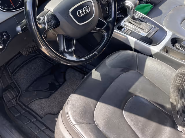 Audi A4 - фото 3