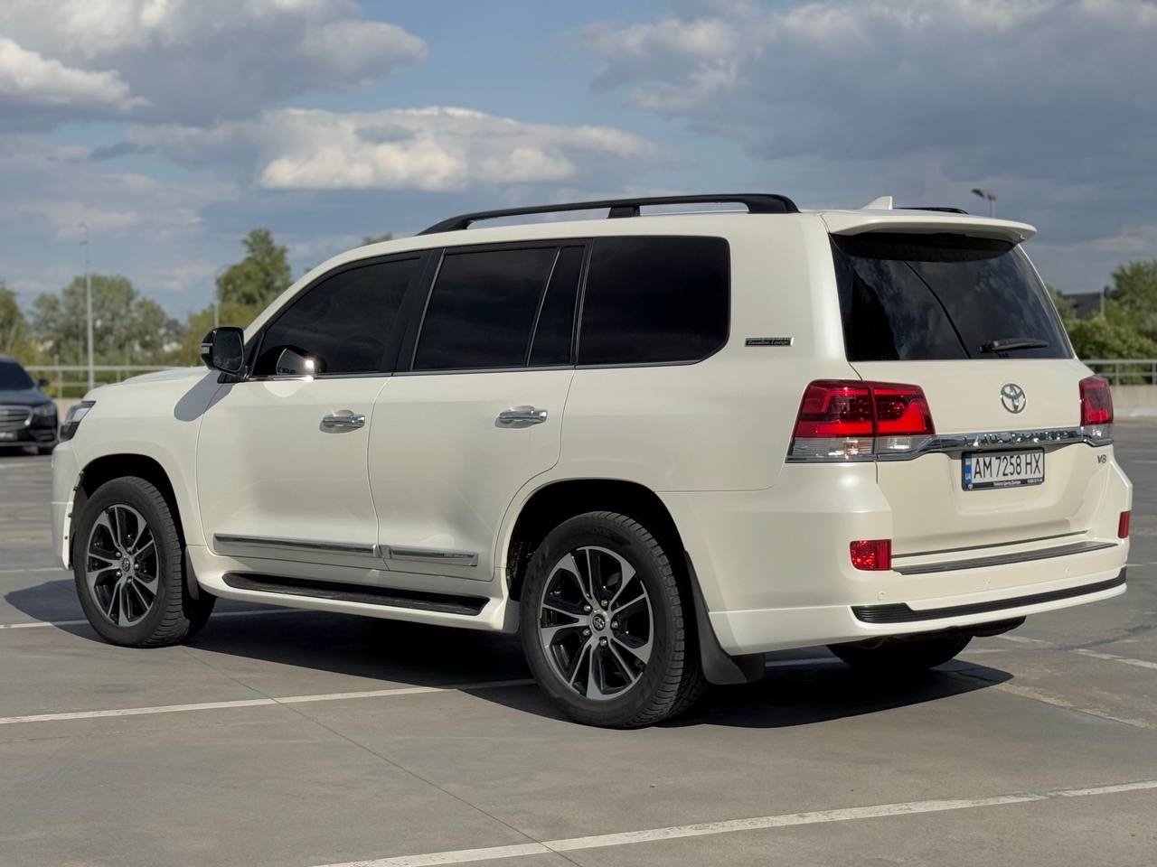 Toyota Land Cruiser - фото 4