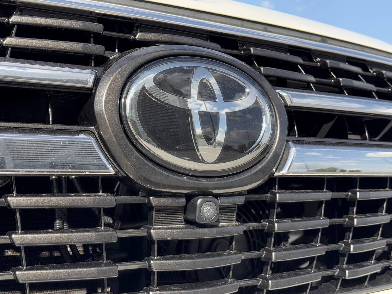 Toyota Land Cruiser - фото 16