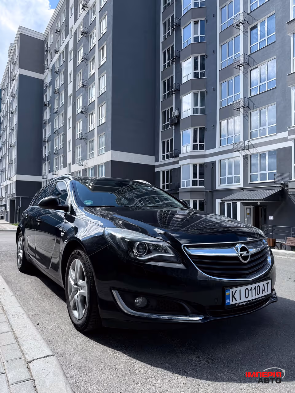 Opel Insignia - фото 1