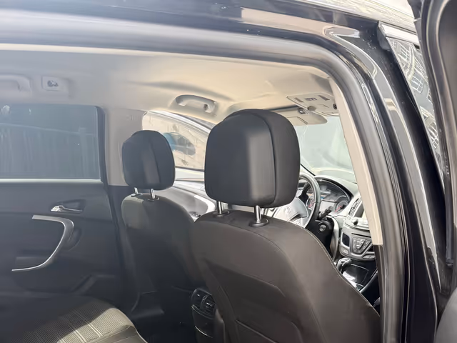 Opel Insignia - фото 4