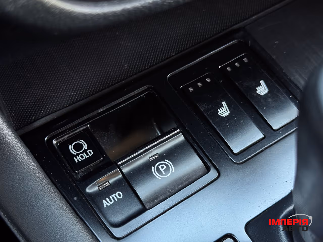 Lexus RX - фото 20