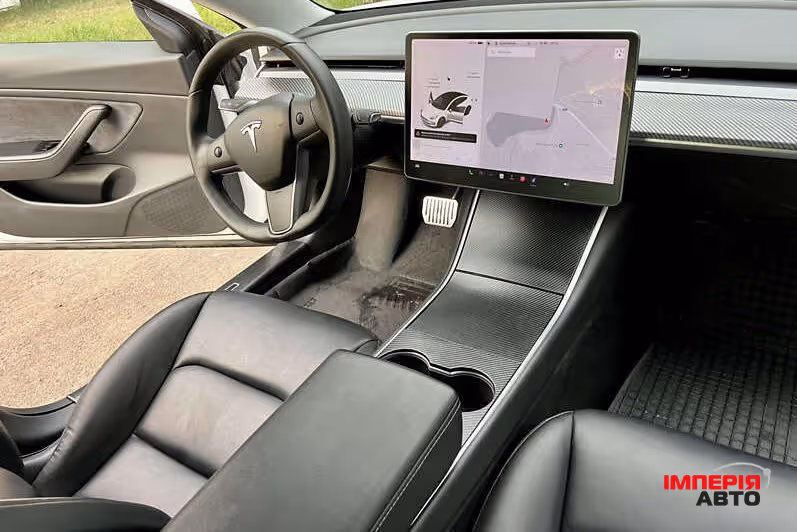 Tesla Model 3 - фото 9