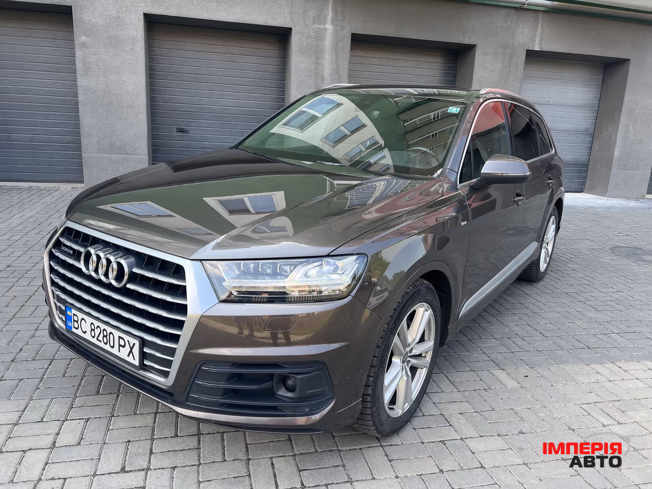 Audi Q7 - фото 1