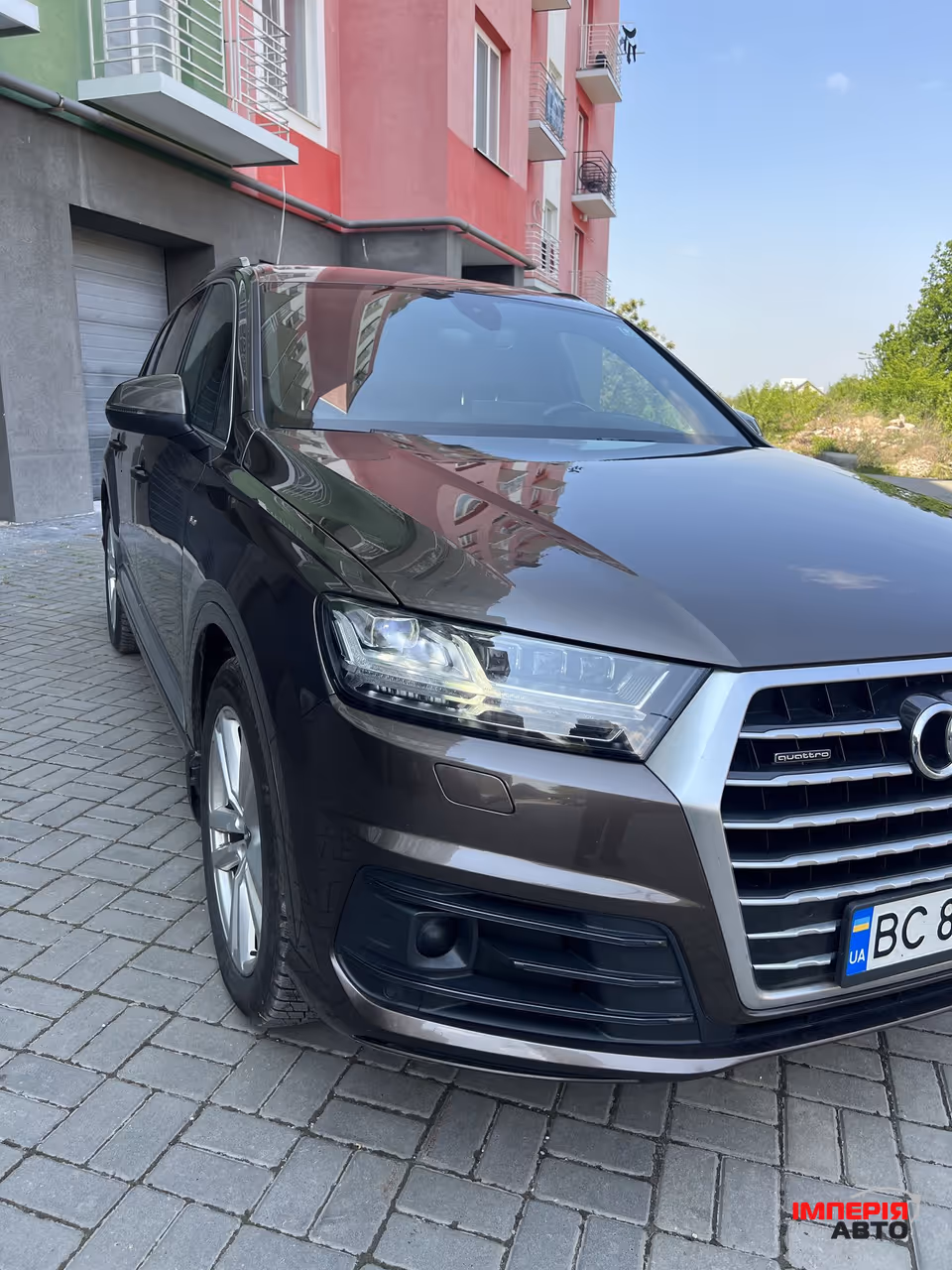 Audi Q7 - фото 9