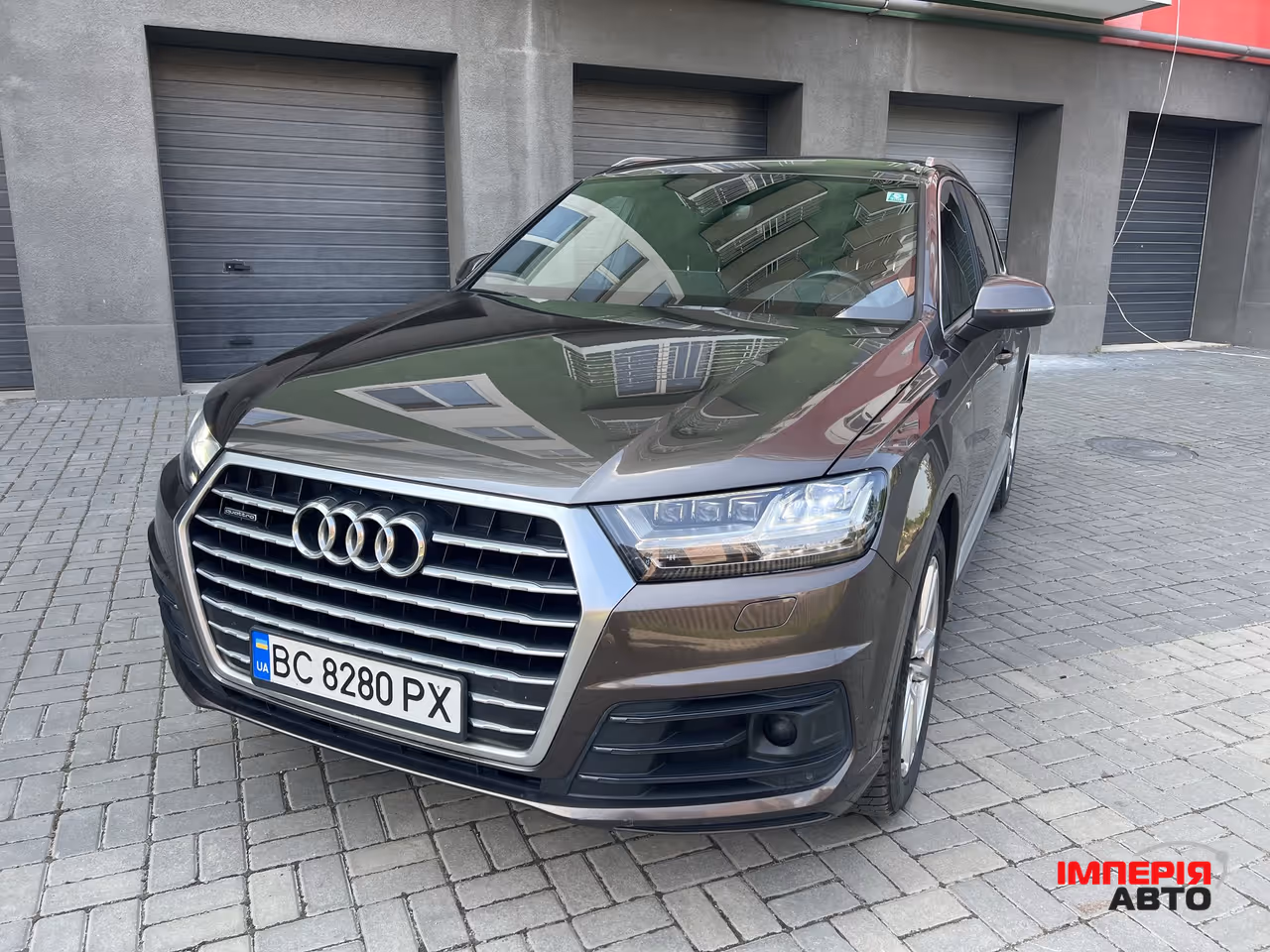 Audi Q7 - фото 2