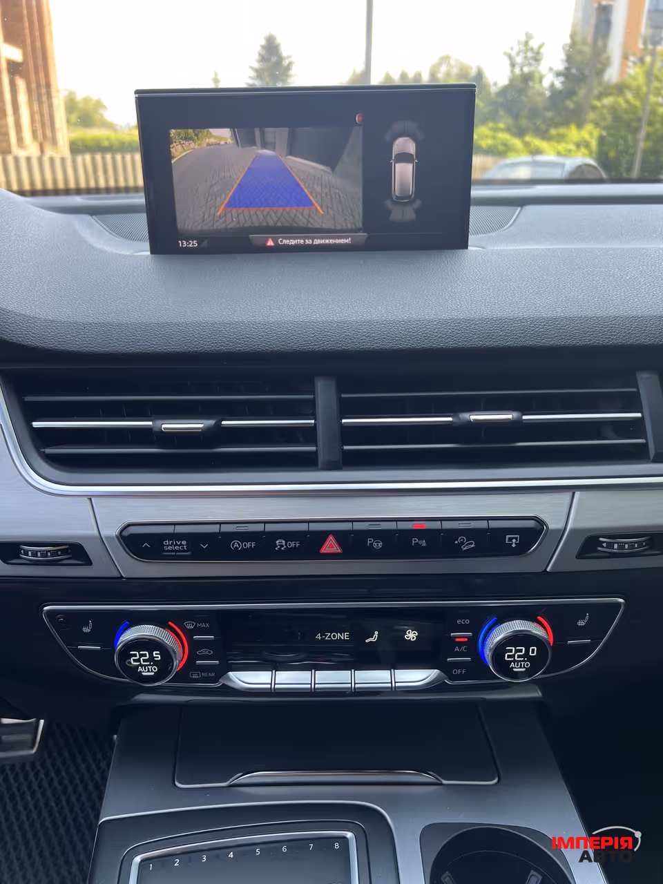 Audi Q7 - фото 26