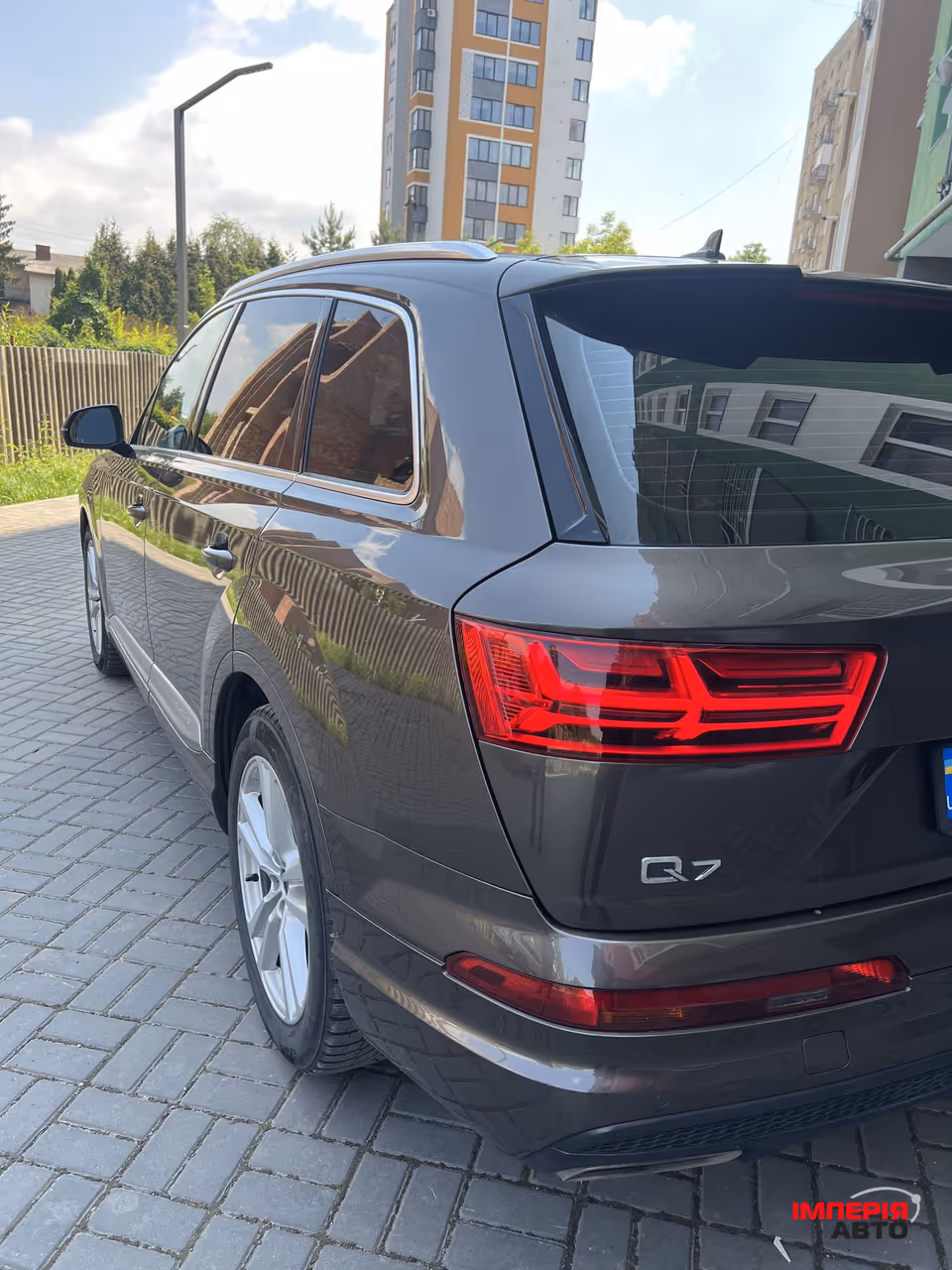 Audi Q7 - фото 15