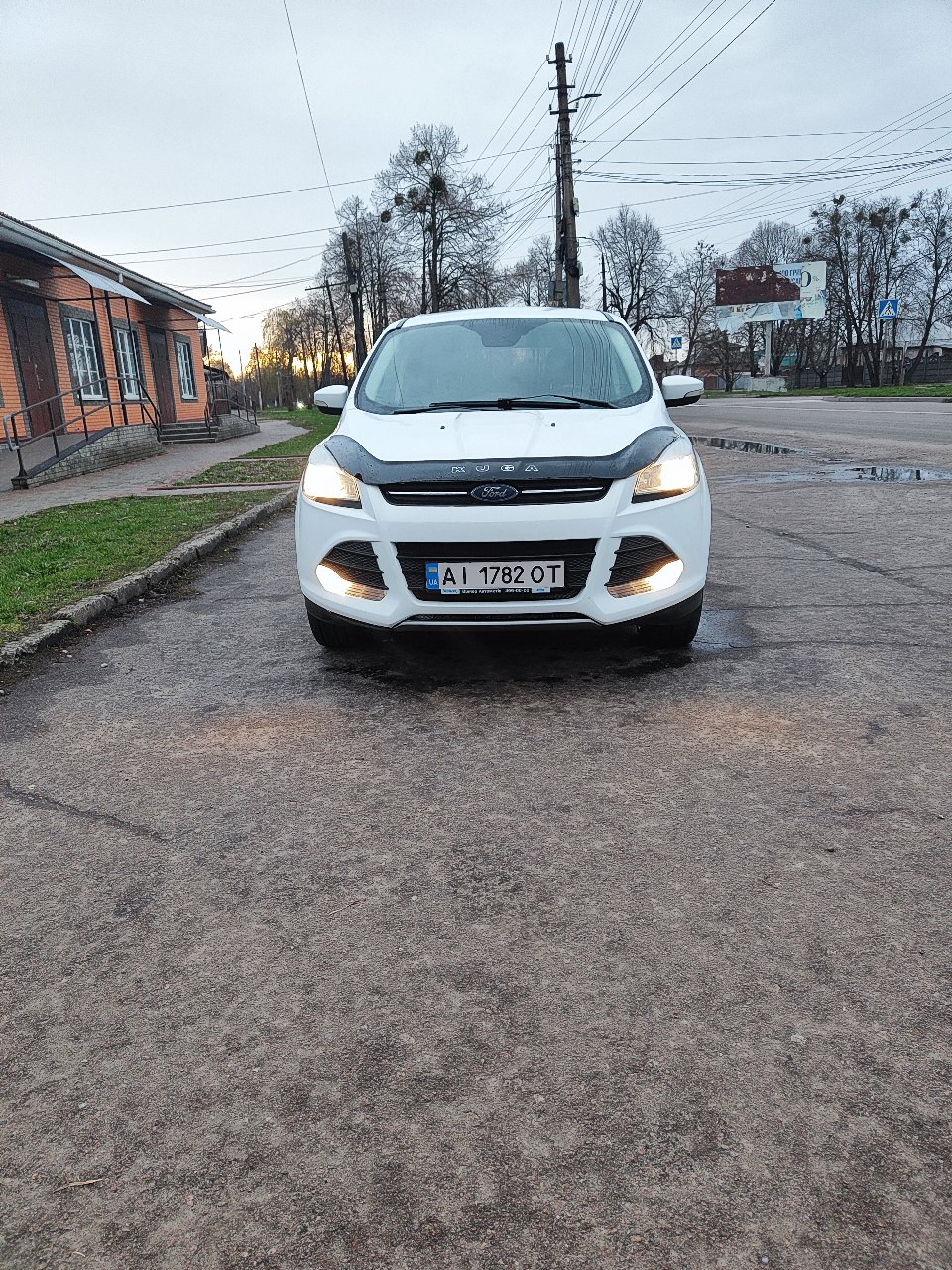 Ford Kuga - фото 14