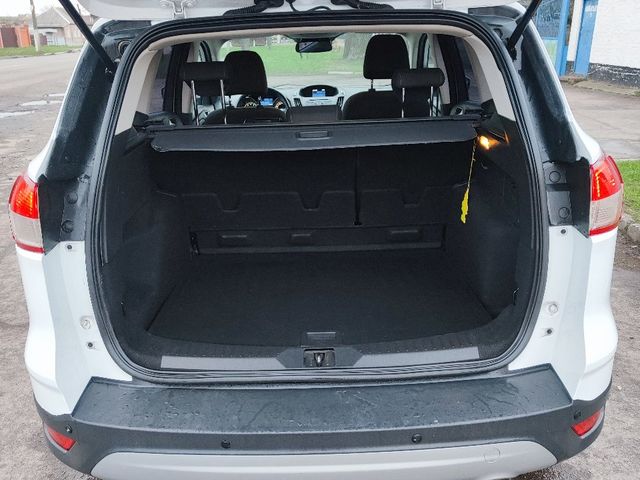 Ford Kuga - фото 2