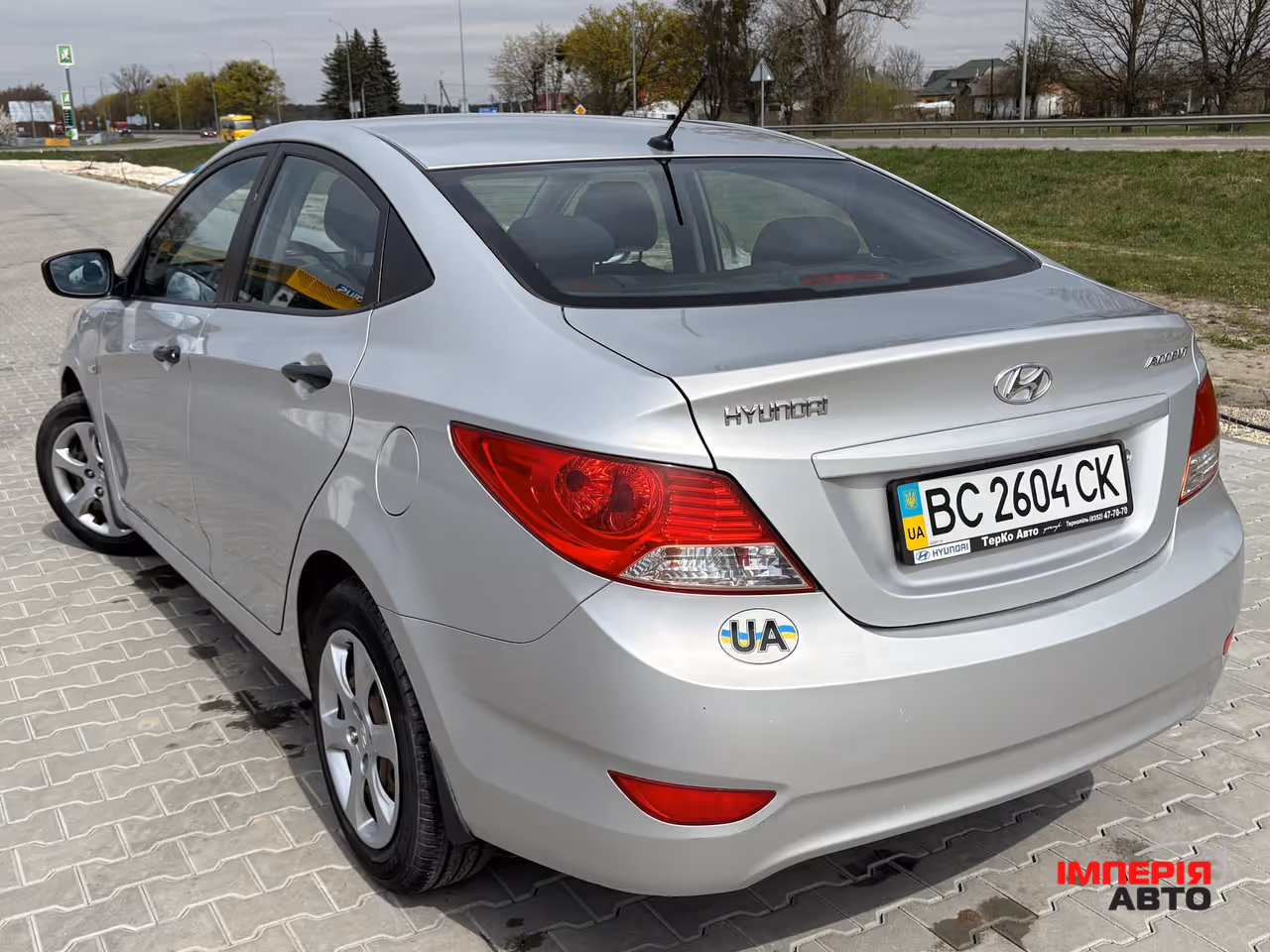 Hyundai Accent - фото 7