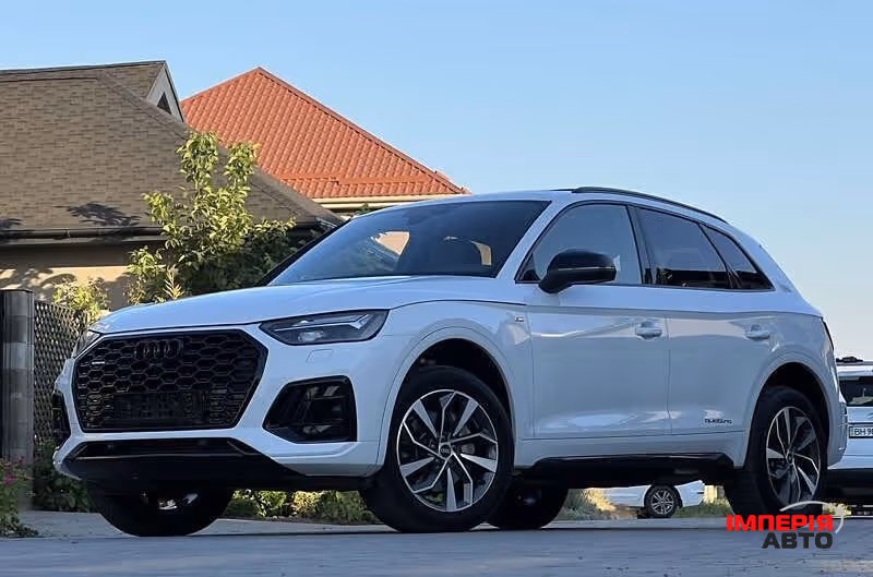 Audi Q5 - фото 1