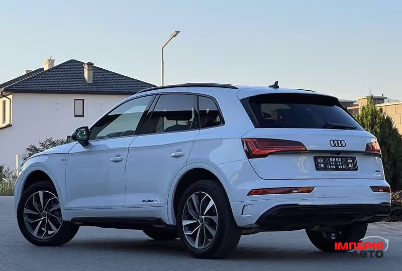 Audi Q5 - фото 14