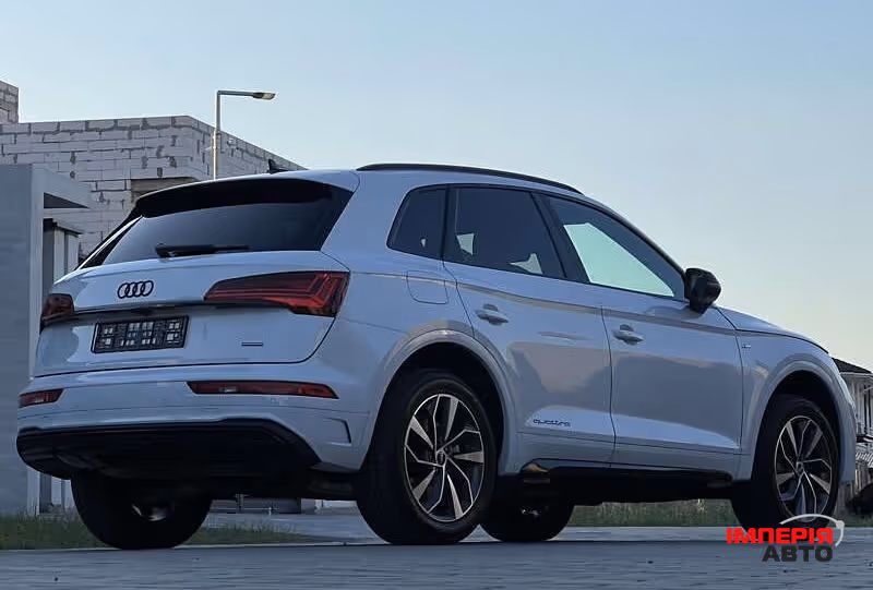 Audi Q5 - фото 15