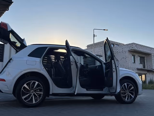 Audi Q5 - фото 4