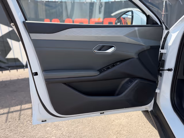 BYD Qin L - фото 4